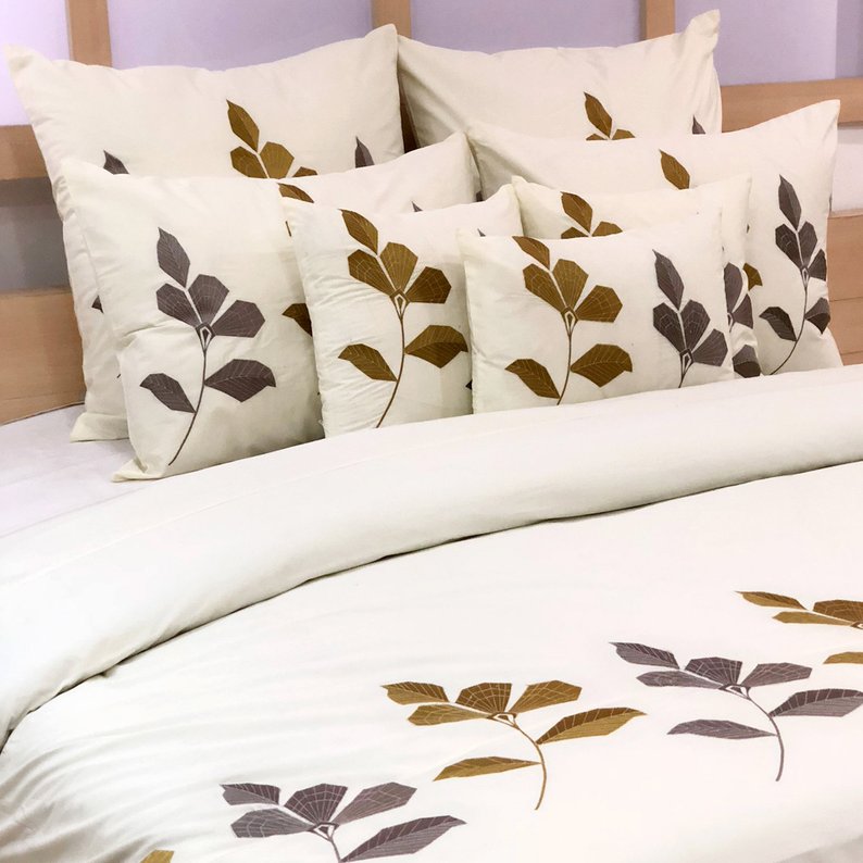 Floral embroidery duvet cover set